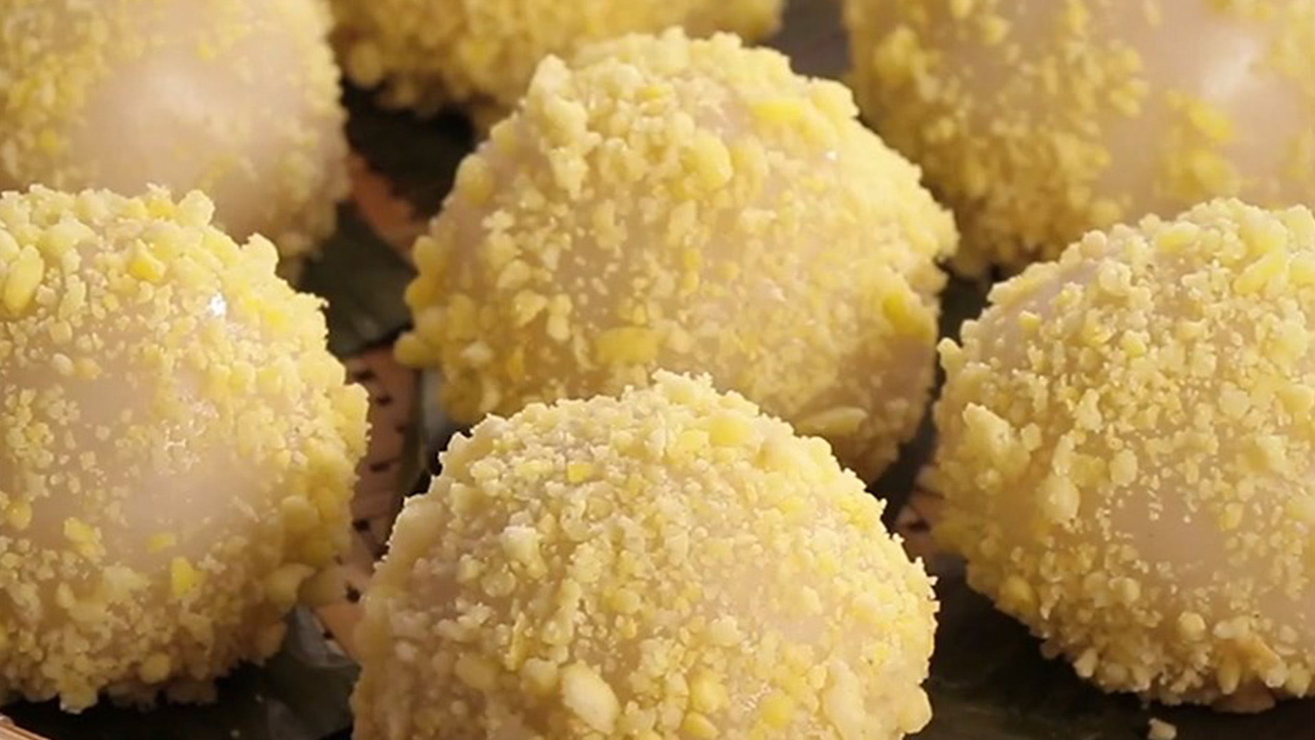 Bánh giầy - バインザイ